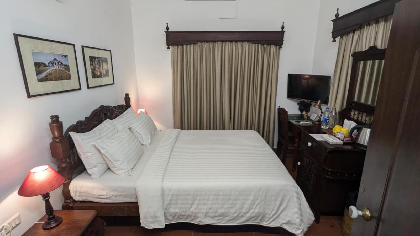 Mai House Heritage Hotel Fort Kochi Exteriör bild